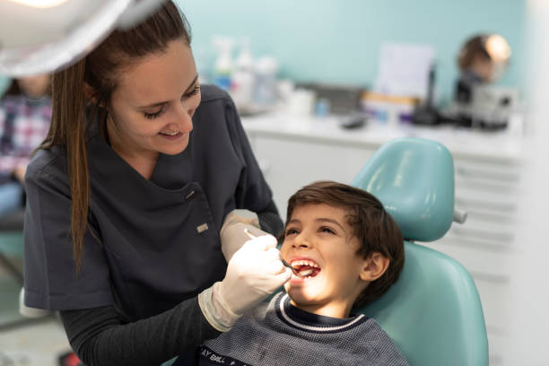 Best Emergency Wisdom Teeth Removal in Blossom, TX