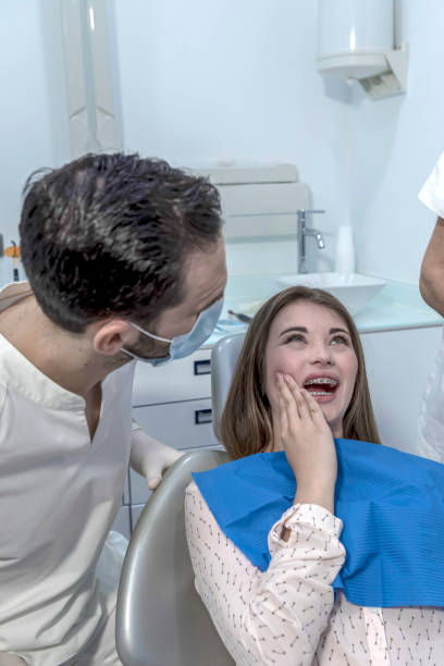 Best Emergency Tooth Extraction in Blossom, TX